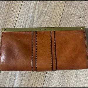Fossil Chestnut Brown Kayla Turn Leather Wallet